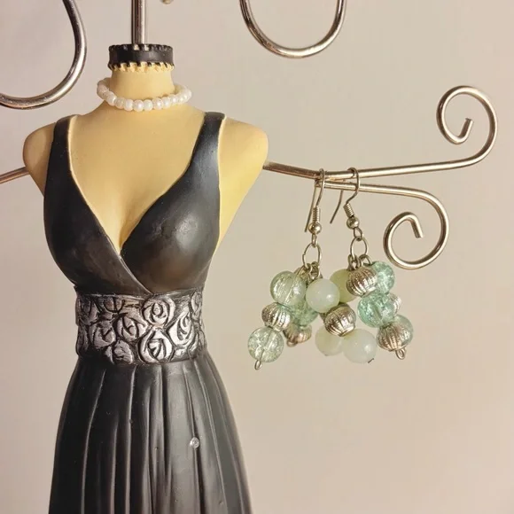 3/$25 Multi-Color Handmade Beaded Earring Set - Picture 7 of 9